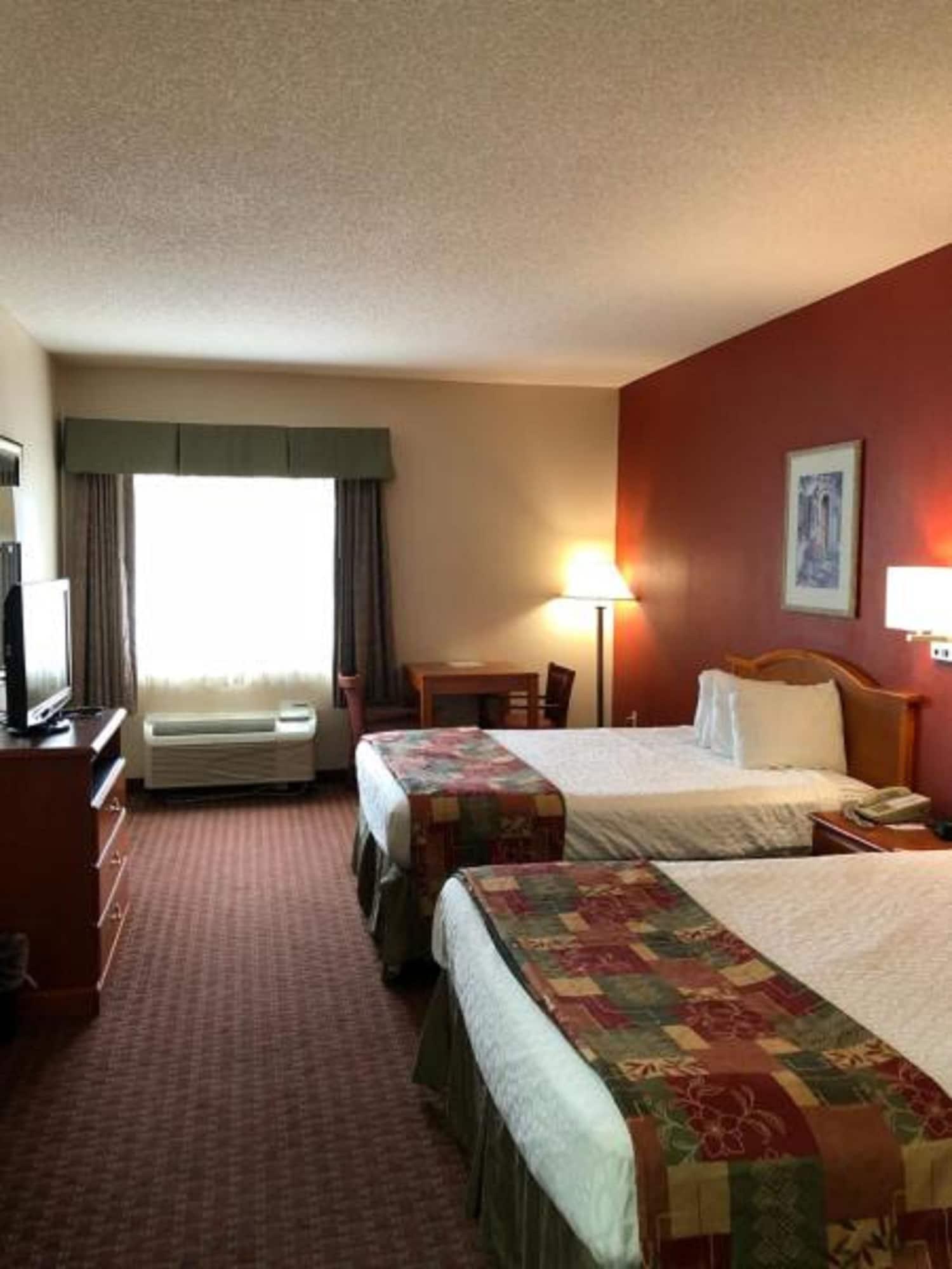 Millennium Inn Ellisville Bagian luar foto