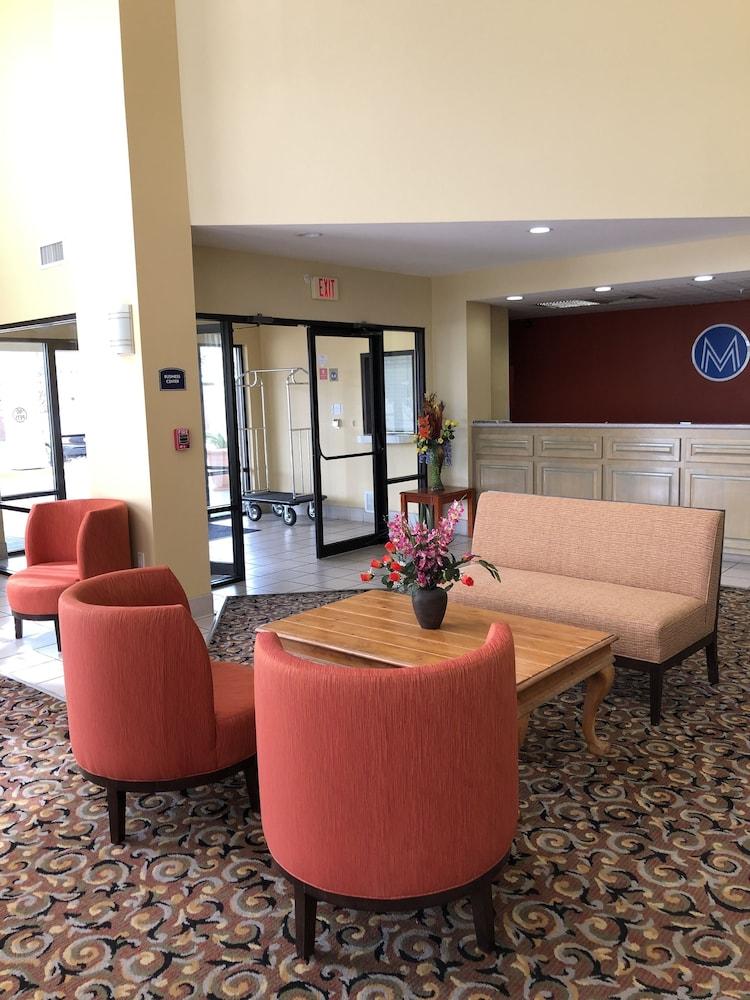 Millennium Inn Ellisville Bagian luar foto