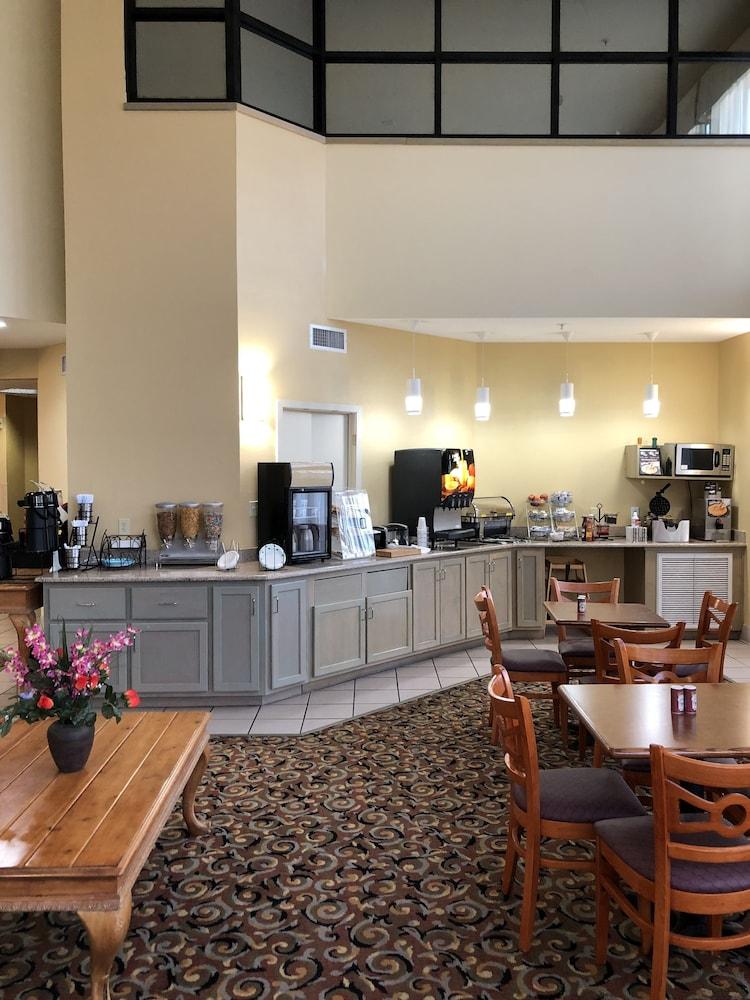 Millennium Inn Ellisville Bagian luar foto