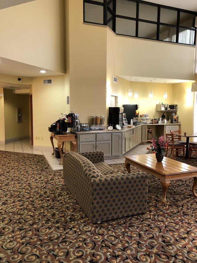 Millennium Inn Ellisville Bagian luar foto